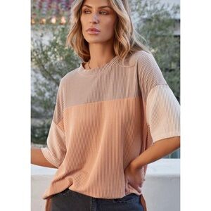 Ribbed Color Block Top Large Relaxed Fit Tan Peach Side Slit Cozycore Casual